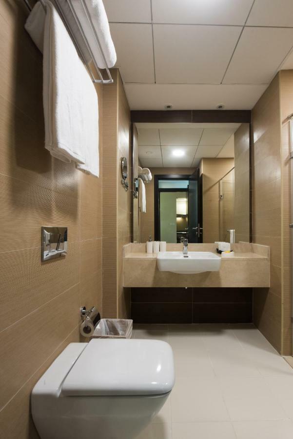 Fantastay Sparkle Tower One Bedroom Suite Marina View Dubai Ngoại thất bức ảnh