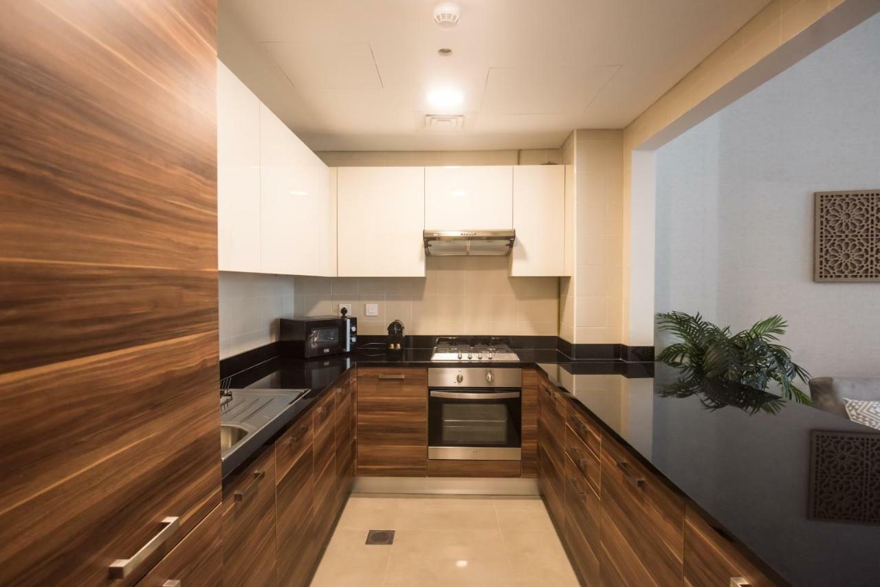 Fantastay Sparkle Tower One Bedroom Suite Marina View Dubai Ngoại thất bức ảnh