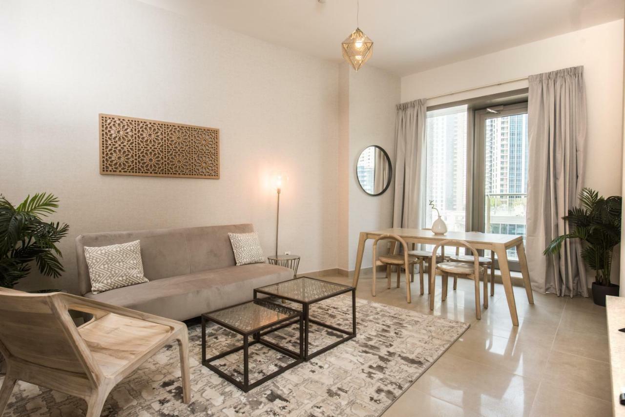 Fantastay Sparkle Tower One Bedroom Suite Marina View Dubai Ngoại thất bức ảnh